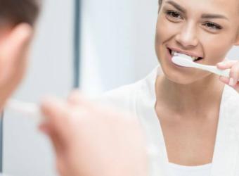 Benefits of Professional Teeth Cleaning vs. At-Home Care